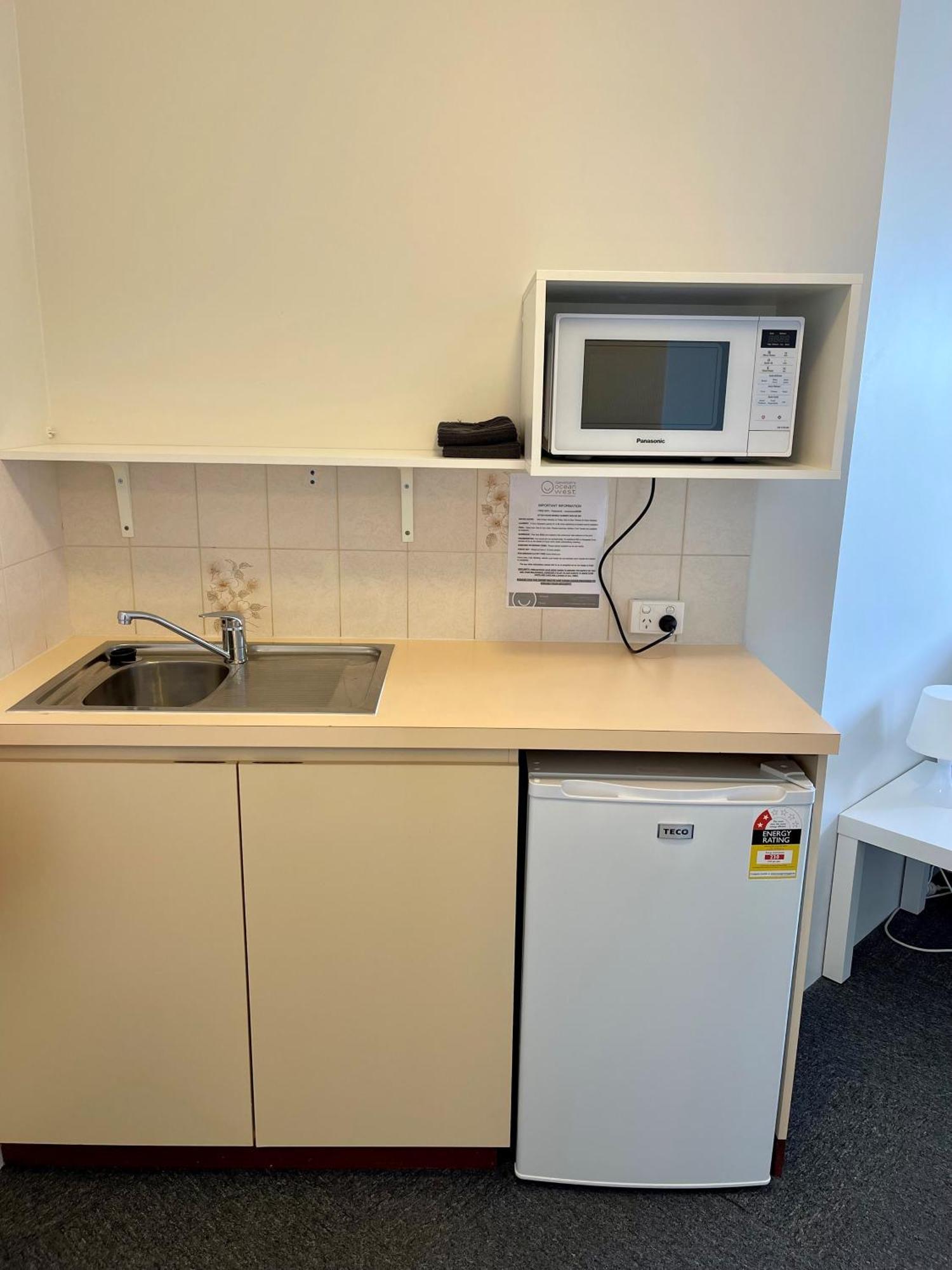 Geraldton'S Ocean West Holiday Units & Short Stay Accommodation Room photo
